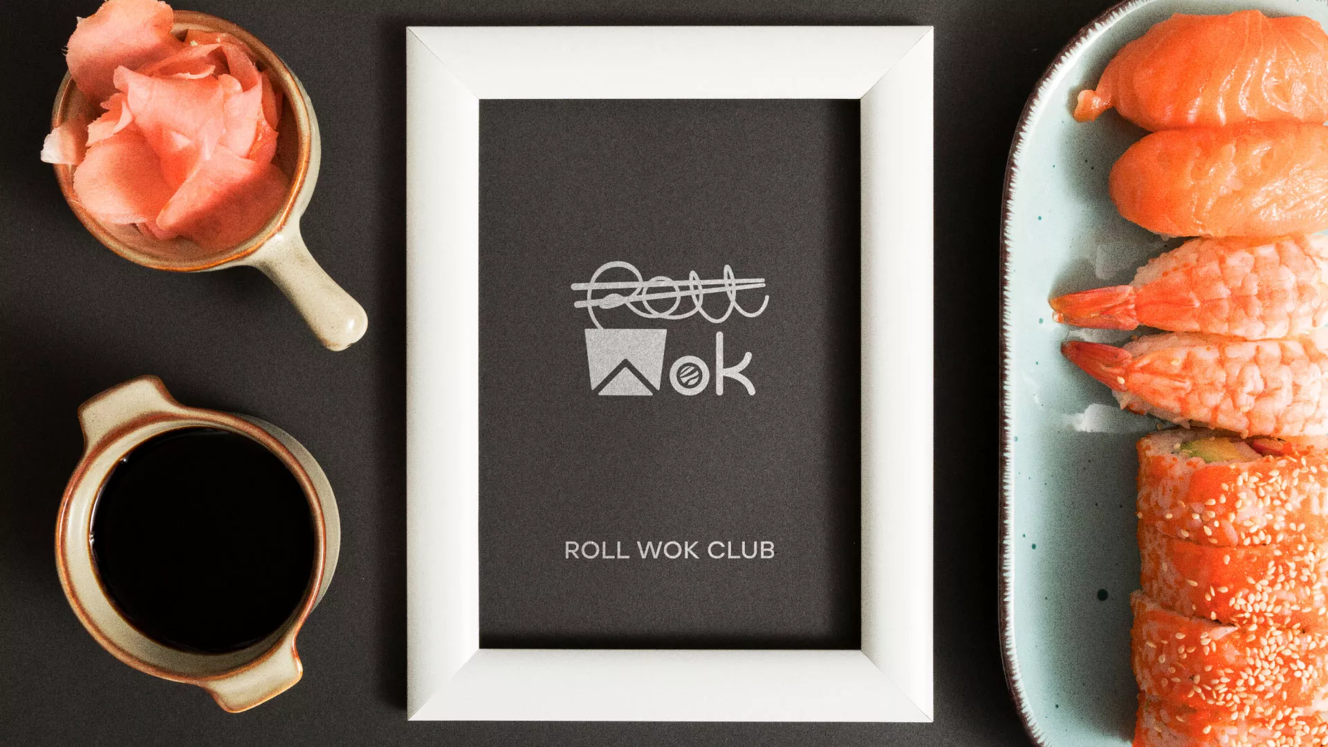 Разработка логотипа суши-бара «Roll Wok Club» в Камышине