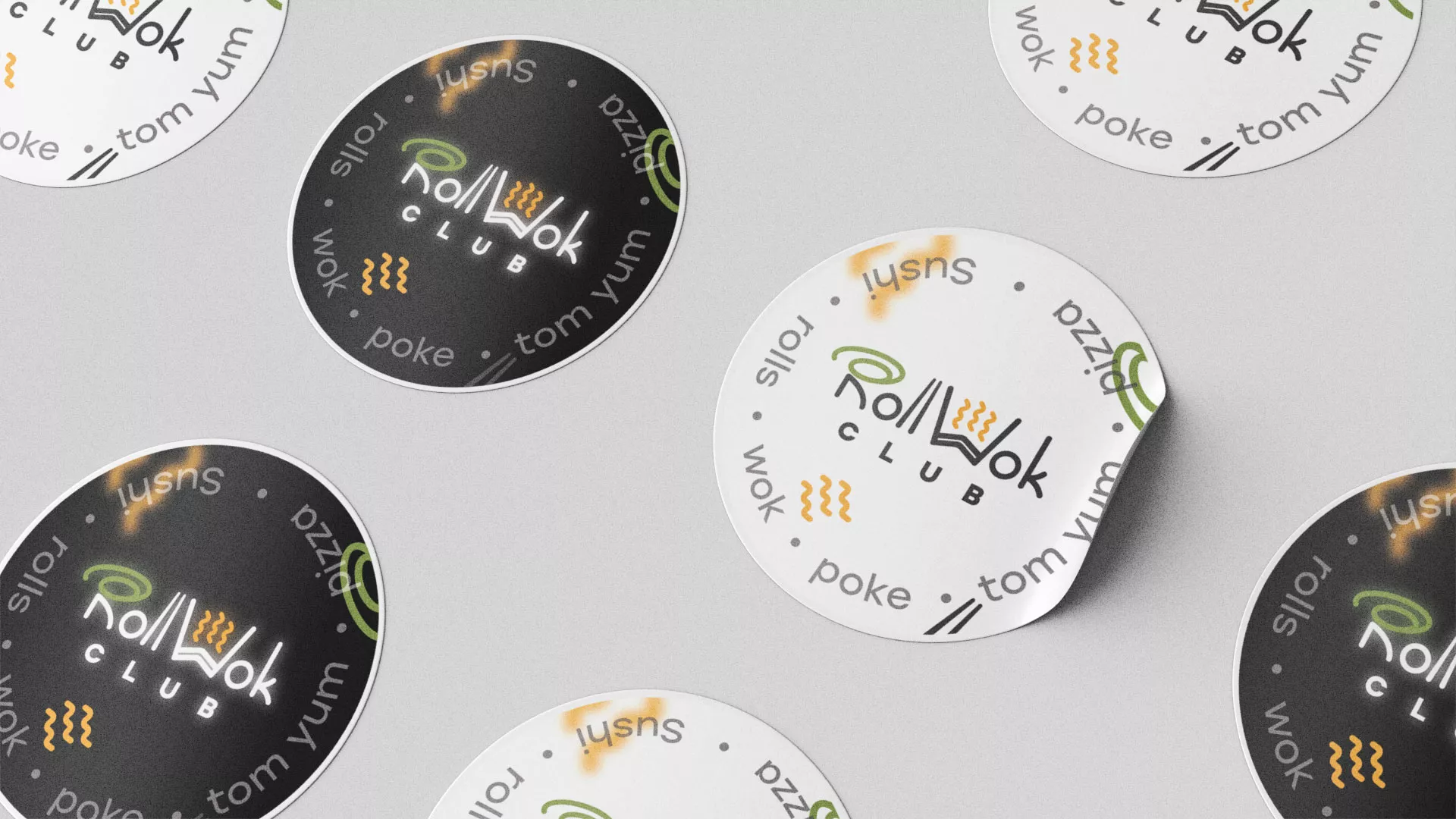 Разработка наклеек для суши-бара «Roll Wok Club» в Камышине